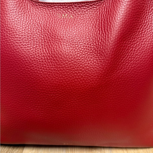 Cuyana Classic Structured Tote Large Red Pebbled Leather Minimalist Bag - Picture 3 of 16